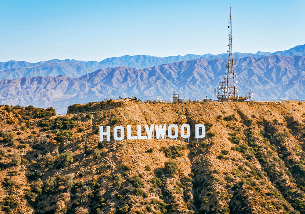 Dear Mary: Where should I seat Hollywood stars at dinner?