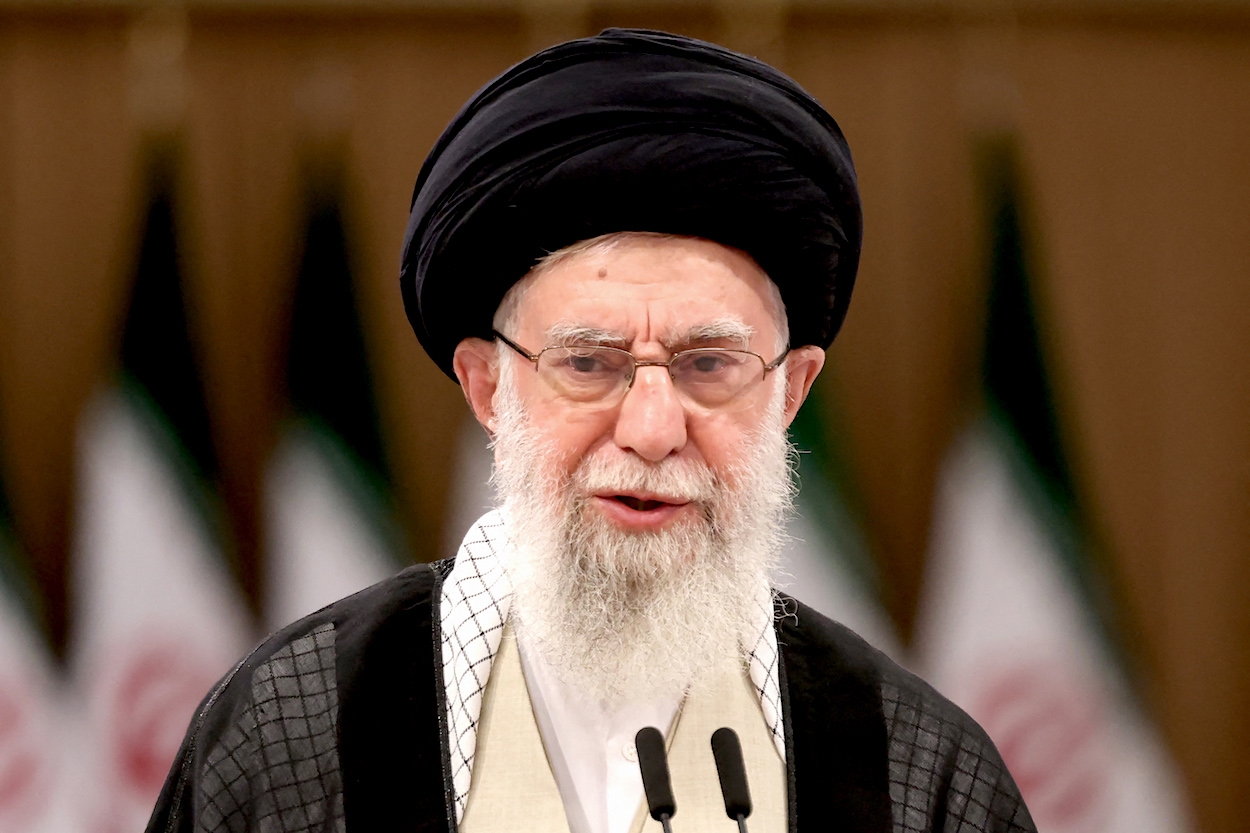 Netanyahu wants to topple the Iranian regime