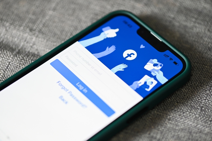 How I made Facebook nice again