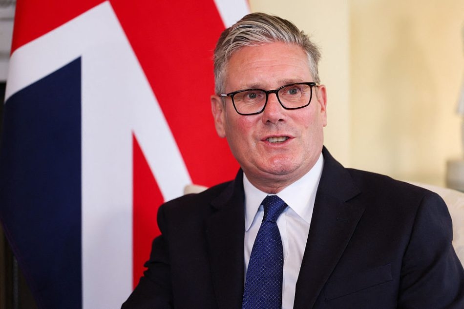 Starmer takes Labour whip off rebels