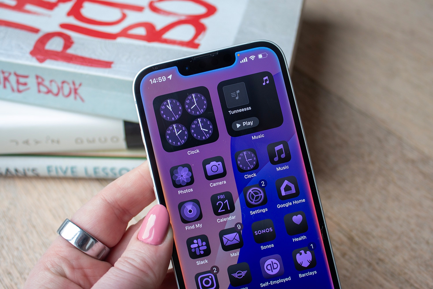 I was disappointed (yet again) that Apple hasn't debuted the updated Siri