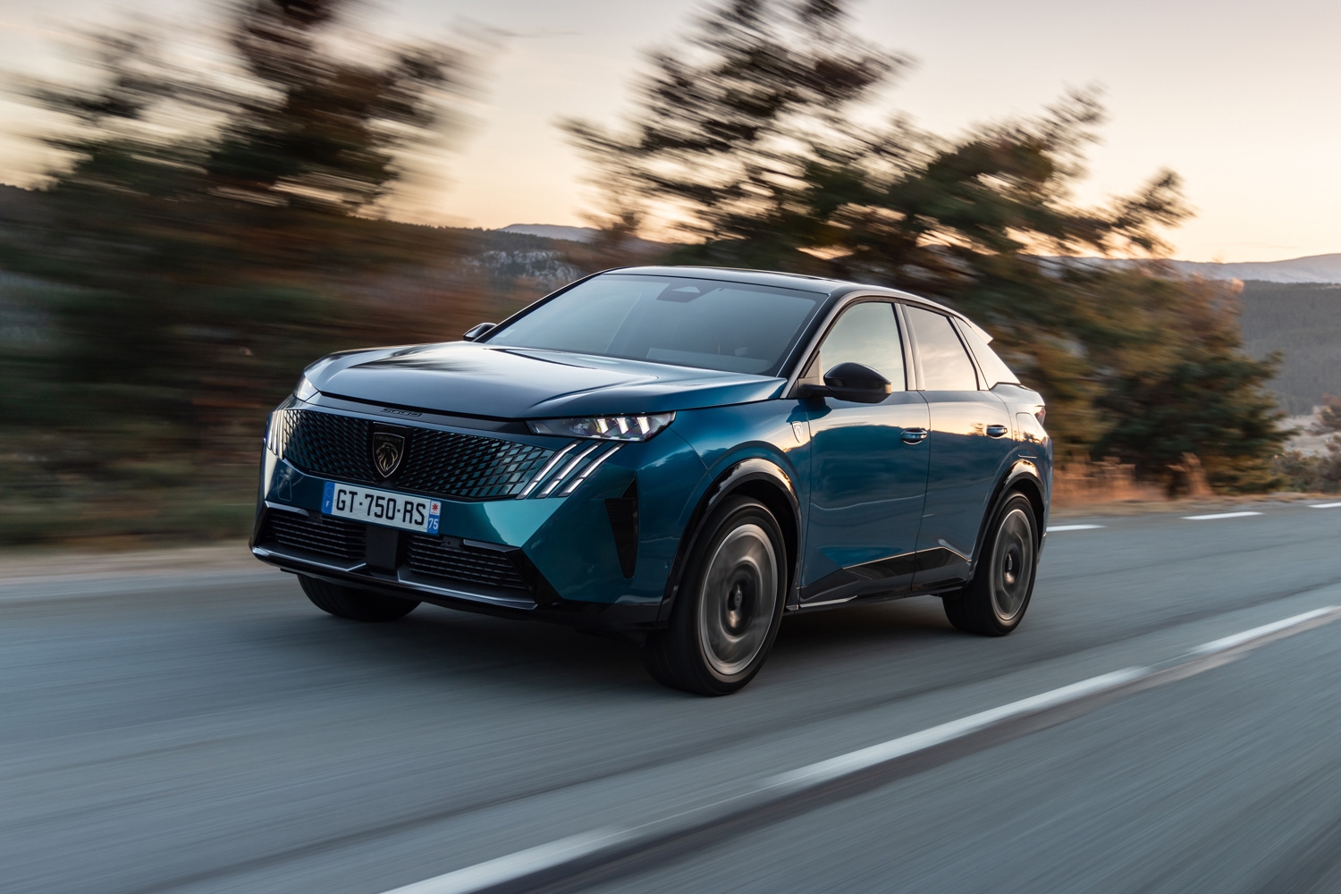 I was seriously impressed by Peugeot E-3008's range, which is enough for the longest car trips