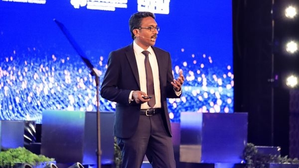 إنشاء تطبيقات بالأوامر الصوتية أو الكتابية: "زوهو كريتور" يدمج الذكاء الاصطناعي بأدوات مطوّري تطبيقات التعليمات البرمجية المنخفضة في المنطقة