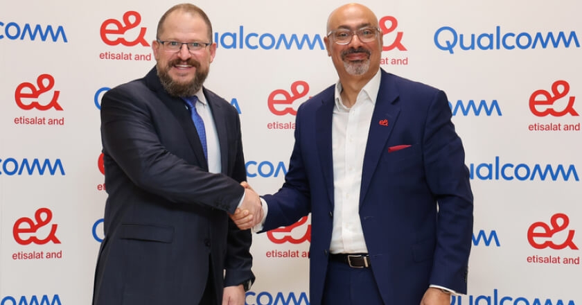 Qualcomm and e& collaborate on Edge AI technologies to drive transformation in UAE