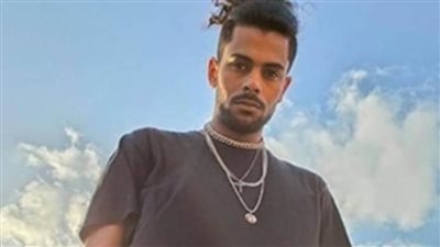والدي كانت بيعاملني بقساوة.. تصريحات عفروتو مع أنس بوخش