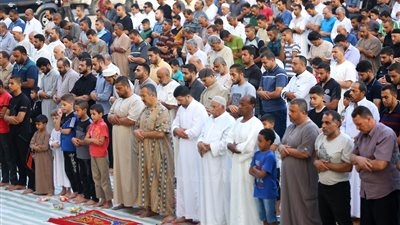 هل تجوز صلاة الجمعة ظهرا لمن صلى العيد في جماعة؟.. دار الإفتاء تجيب