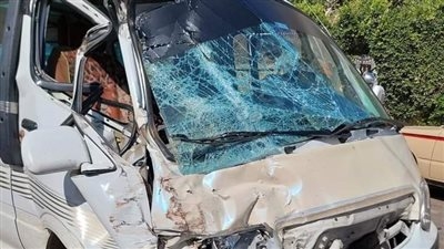 وفاة شخص وإصابة 12 أخرين في حادث سيارة ميكروباص بالبدرشين