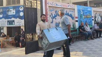 محكمة بالشمع الأحمر.. وصول أوراق أسئلة امتحان اللغة العربية للثانوية العامة للجان وسط حراسة أمنية مشددة