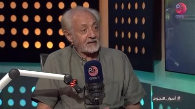 عبد العزيز مخيون يتصدر التريند بسبب فيلم الشيطان شاطر.. فما القصة ؟