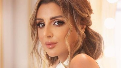 معندهاش سرطان.. محمود سعد يكشف تفاصيل مرض أنغام: استأصلت كيس حميد على البنكرياس
