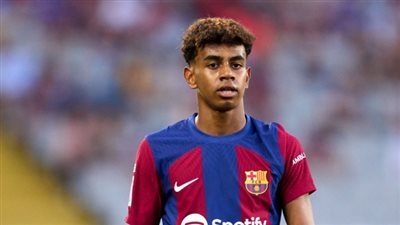 مليار يورو شرط جزائي.. لامين يامال «كائن فضائي» يعيد تشكيل مستقبل برشلونة
