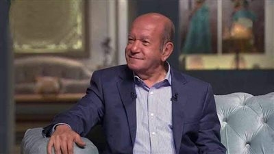 حالته مستقرة ويغادر المستشفى قريبًا.. تطورات الحالة الصحية لـ لطفي لبيب