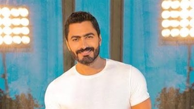 بمناسبة عيد الأم.. تامر حسني: محدش ينسى يكلم والدته يقولها أحلى كلام