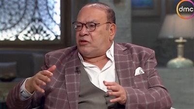 صلاح عبد الله يعلق على كلمة السيسي في القمة العربية: ربنا يقدرك وينصرك وتحيا مصر