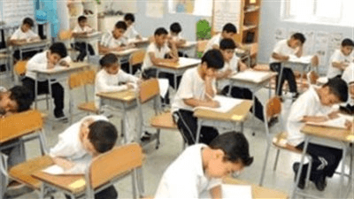 مطالبات بالغاء الصف السادس الإبتدائي.. وخبير تربوي: يعد إهدار للجهود واموال التطوير