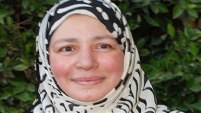منهم عبلة كامل وعادل إمام.. نجوم على قيد الحياة وابتعدوا عن الساحة لأسباب غريبة