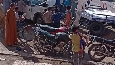 عربيتين صدموه.. حادث مروع في قنا يؤدي إلى مصرع مسن وإصابة 2 آخرين