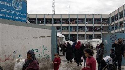 غزة جائعة.. الأونروا تطالب بفتح المعابر ووزراء إسرائيل ينقسمون بين دعم ورفض المساعدات