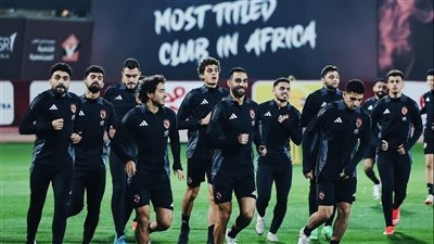 الأهلي يختتم تدريباته الجماعية استعدادًا لمواجهة بتروجيت في الدوري غدًا