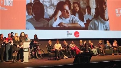 أول جائزة عالمية لفيلم الشيطان والدراجة من مهرجان كليرمون فيران بفرنسا