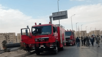 السيطرة على حريق بمخلفات مصنع في العبور