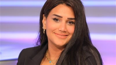 "حزينة جداً بسبب ايقافي".. مذيعة قناة الزمالك ونجمة فريق كرة الطائرة سيدات سابقاً تعلق على قرار إيقافها