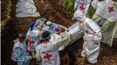 مرض غامض ينتشر بالكونغو ويقتل عشرات الأشخاص ومئات الإصابات.. هل العالم على موعد مع وباء جديد؟