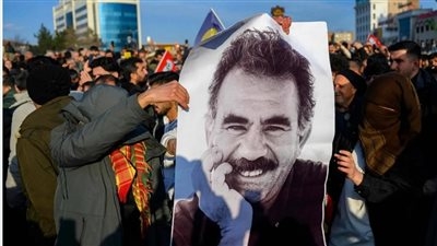حزب العمال الكردستاني يعلن وقف إطلاق النار: هل بدأ عصر السلام بعد أربعة عقود من الصراع؟