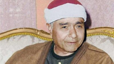 قارئ الملوك والرؤساء.. أجر الشيخ مصطفى إسماعيل في الليلة الواحدة