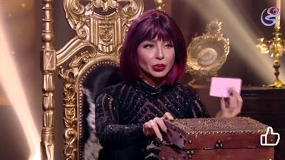 دوللي شاهين: البوس في الافلام مش حرام لانه مفهوش مشاعر وهعتزل الفن في هذه الحالة