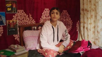 هدى المفتي تواجه أصعب التحديات وتلجأ للتيك توك في الحلقة 11 من مسلسل 80 باكو