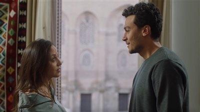 أحمد عبد الوهاب يتزوج مريم الخشت في الحلقة الاخيرة من مسلسل كامل العدد ++