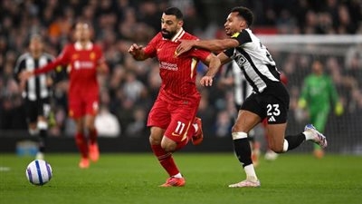 التشكيل الرسمي لمباراة ليفربول ونيوكاسل يونايتد في نهائي كأس رابطة المحترفين الإنجليزية
