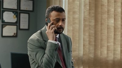 تامر نبيل يسعى لاكتشاف دور محمد فراج في مسلسل منتهي الصلاحية