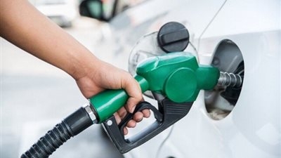 التسلسل الزمني لـ سعر لتر البنزين والسولار في السنوات الأخيرة