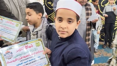 تحفهم الملائكة .. تكريم 500 من حفظة القرآن بقرية سلام بكفرالشيخ