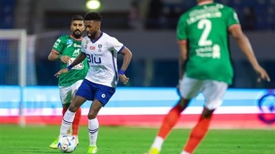 مطاردة الصدارة.. التشكيل الرسمي لمباراة الهلال والاتفاق في دوري روشن السعودي