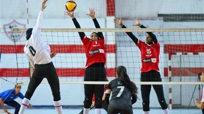 قمة الصالات.. الأهلي يواجه الزمالك اليوم فى نهائي دوري أبطال إفريقيا لكرة الطائرة سيدات