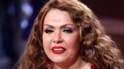 لوسي: الراقصات الأجانب واخدين الرقص الشرقي استعراض عضلات.. وكنت هشارك في إش إش