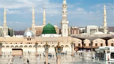 بث مباشر لشعائر الجمعة من الحرمين الشريفين