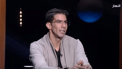 "اللي بيحصل في الملعب وراه شغل أكبر بكتير في الكواليس".. شريف إكرامي يحتفل بتأهل بيراميدز لنهائي دوري الأبطال