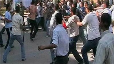 السيطرة علي مشاجرة بين عائلتين بالفيوم وإصابة سيدة