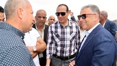 محافظ الإسماعيلية يشهد الاحتفال بيوم حصاد محصول القمح الذهب الأصفر بفايد
