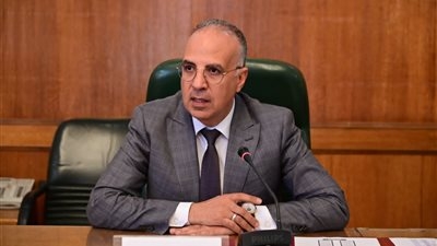 وزير الري: أهمية تشجيع البحث العلمى لإيجاد حلول مبتكرة لمواجهة التحديات المتنامية في إدارة الموارد المائية