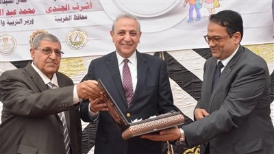 محافظ الغربية يشهد فعاليات مبادرة «ارجع مدرستك»
