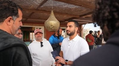 محمد الشرنوبي يواصل تصوير فيلم الساعة 7 في الإسكندرية.. صور