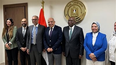 تعزيز التعاون بين وزارة الكهرباء ومؤسسة التمويل الدولية لدعم مشروعات الطاقة النظيفة في مصر