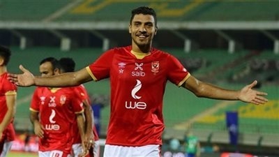 محمد شريف ينتظر تحرك الأهلي بعد عودته من الاحتراف الخارجي