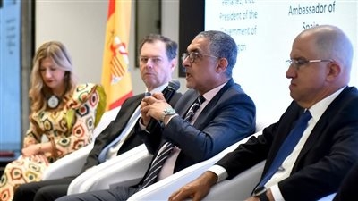 الهيئة العامة للاستثمار تشهد توقيع اتفاقية للتعاون التقني بين مجموعة السويدي و«سيرسي» الإسباني لأبحاث موارد الطاقة