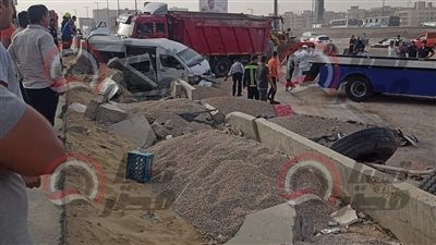 مصرع شخصين في تصادم سيارتين إحداهما محملة بالقمح بسوهاج
